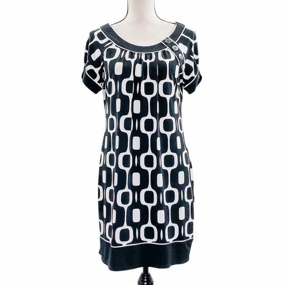 EN Focus Studio Black & White Geometric Print Short Sleeve Mini Shift Dress - Picture 1 of 12